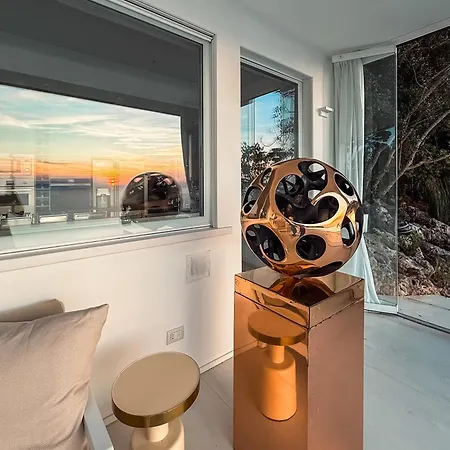 Azzurro Capri بيت ضيافة أناكابْري