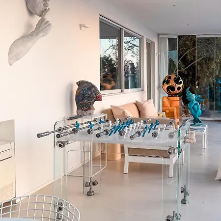 Azzurro Capri * أناكابْري