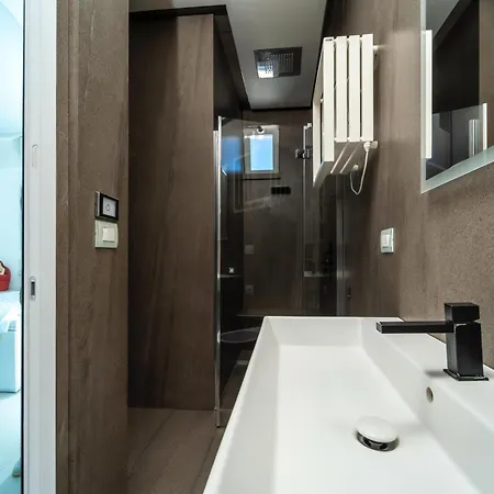 Azzurro Capri * Anacapri (Isola di Capri)