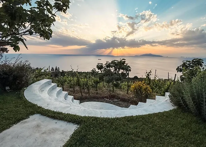 Azzurro Capri בית הארחה