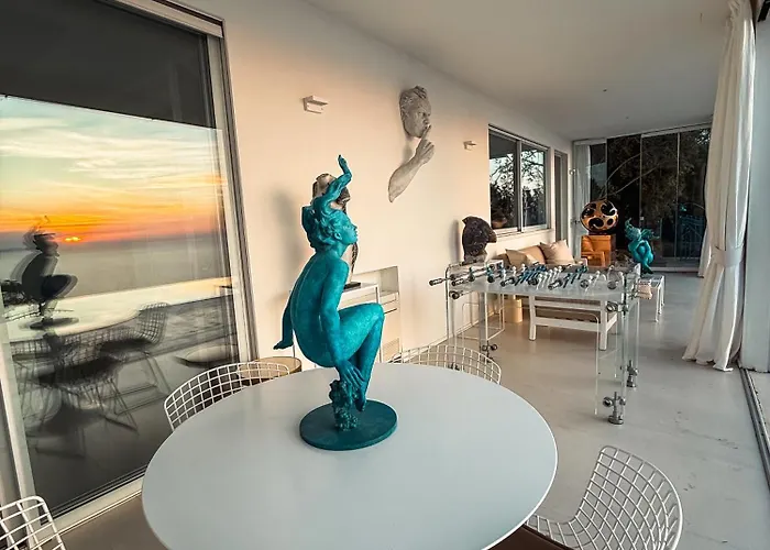 Azzurro Capri * אנה קאפרי